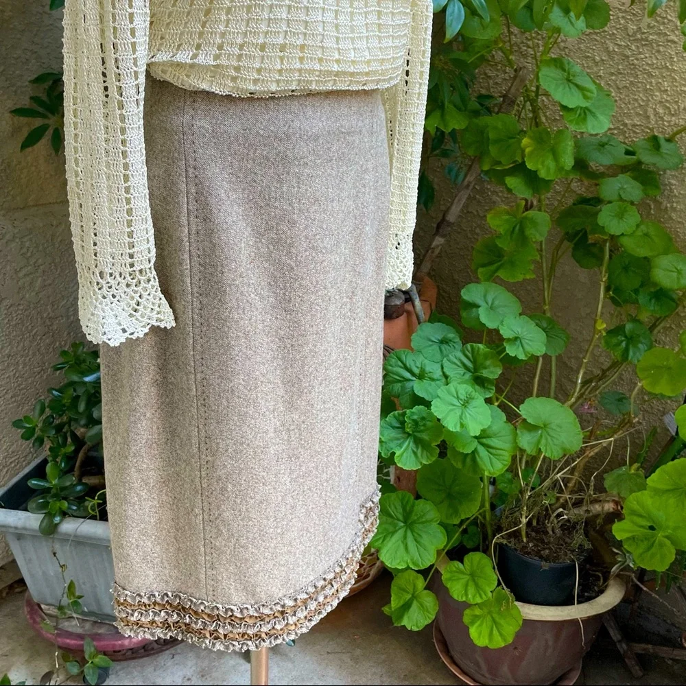 New multicolored SoCa St. John wool skirt